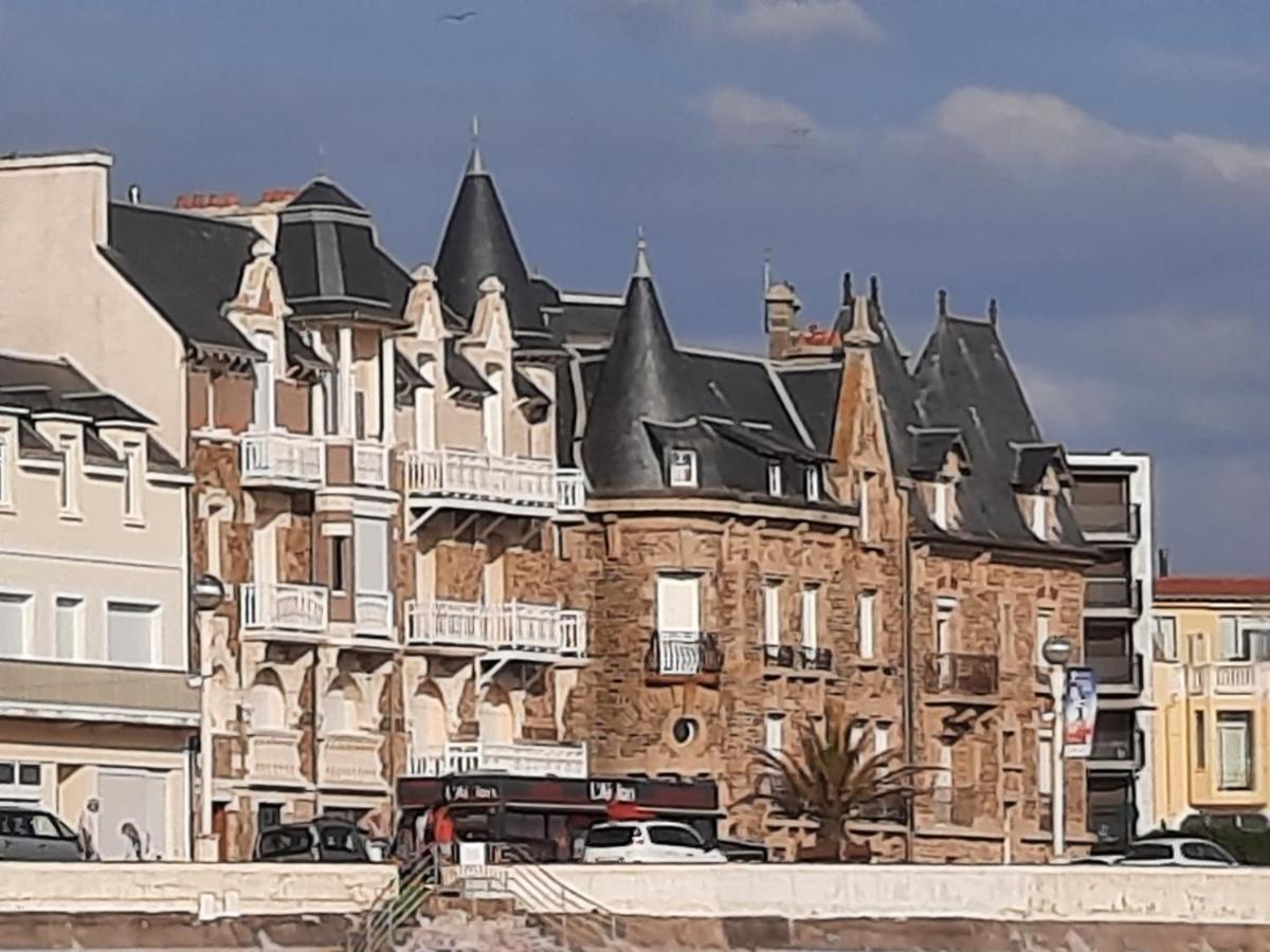 Appartement Vue Sur Mer Les Sables-dʼOlonne Exterior foto